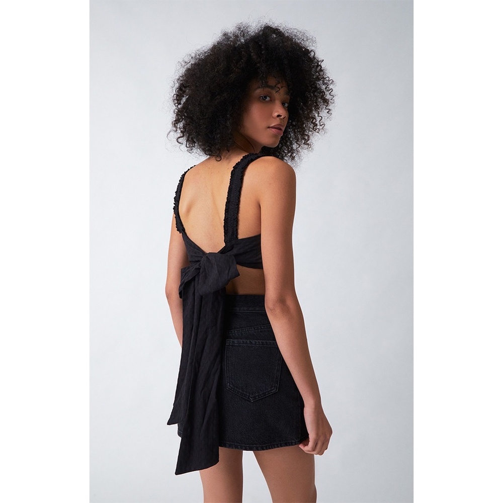 MINK PINK Elliot Black Crop Top Size S